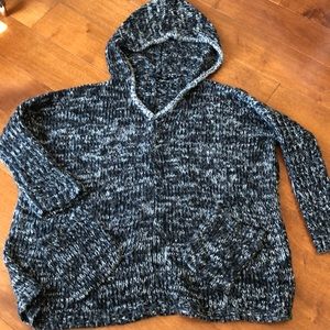 Oversized hooded Sweater